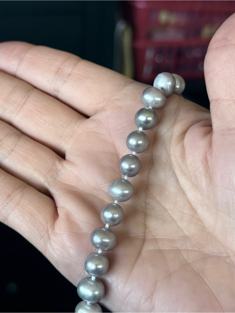 Real freshwater silver Pearl necklace 18” long 8-9MM - Picture 3 of 11